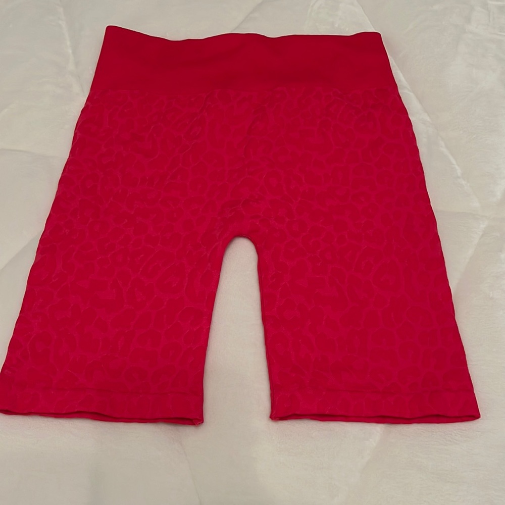 TIGER FRIDAY PINK CHEETAH BIKE SHORTS!